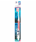 DENTAL PRO Зубная щетка с компактной головкой с комбинированными щетинками в 4 ряда, средняя жестк. (212203)