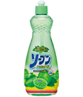 Kaneyo - Средство для мытья посуды, овощей и фруктов с экстрактом алоэ и эвкалипта (лайм), бутылка 600 мл. (270890)