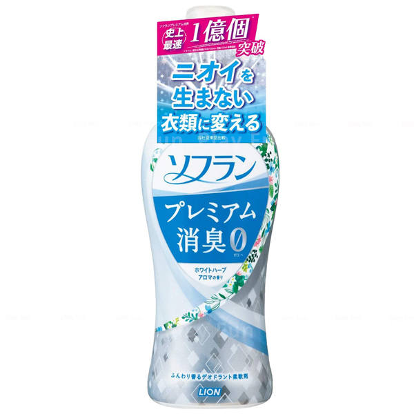 LION "Soflan" Premium Deodorant Plus Кондиционер для белья с дезодорирующим эффектом, аромат белой травы, 550 мл. (301066)
